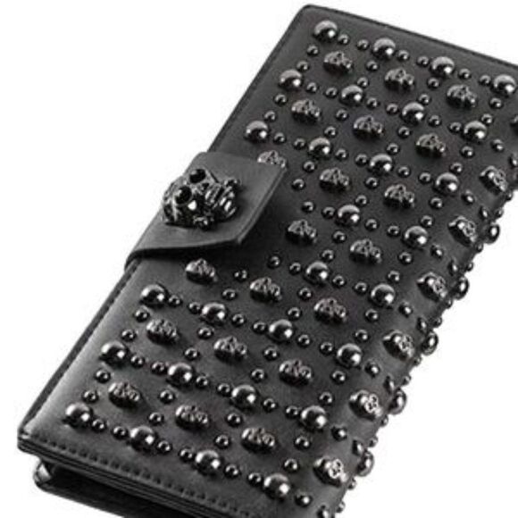 Skull Studded Purses Genuine Leather Wallet - Picture 1 of 5